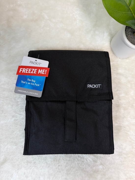 Packit Other - NWT PACKIT Freezable Lunch Bag - Black